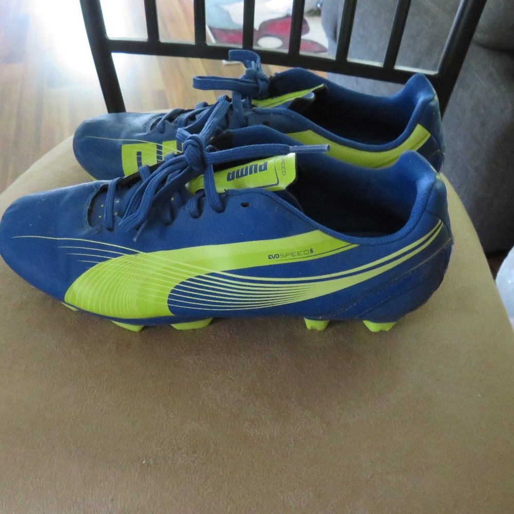 PUMA cleats